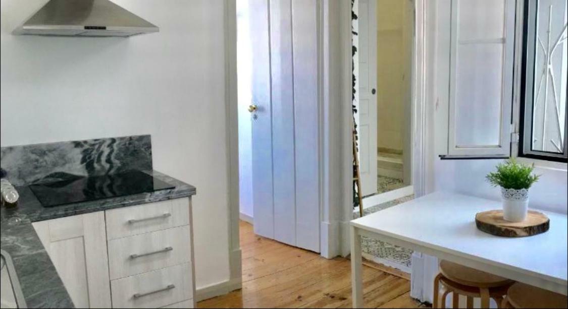 Love Inn Bairro Alto 4 Lisboa Extérieur photo